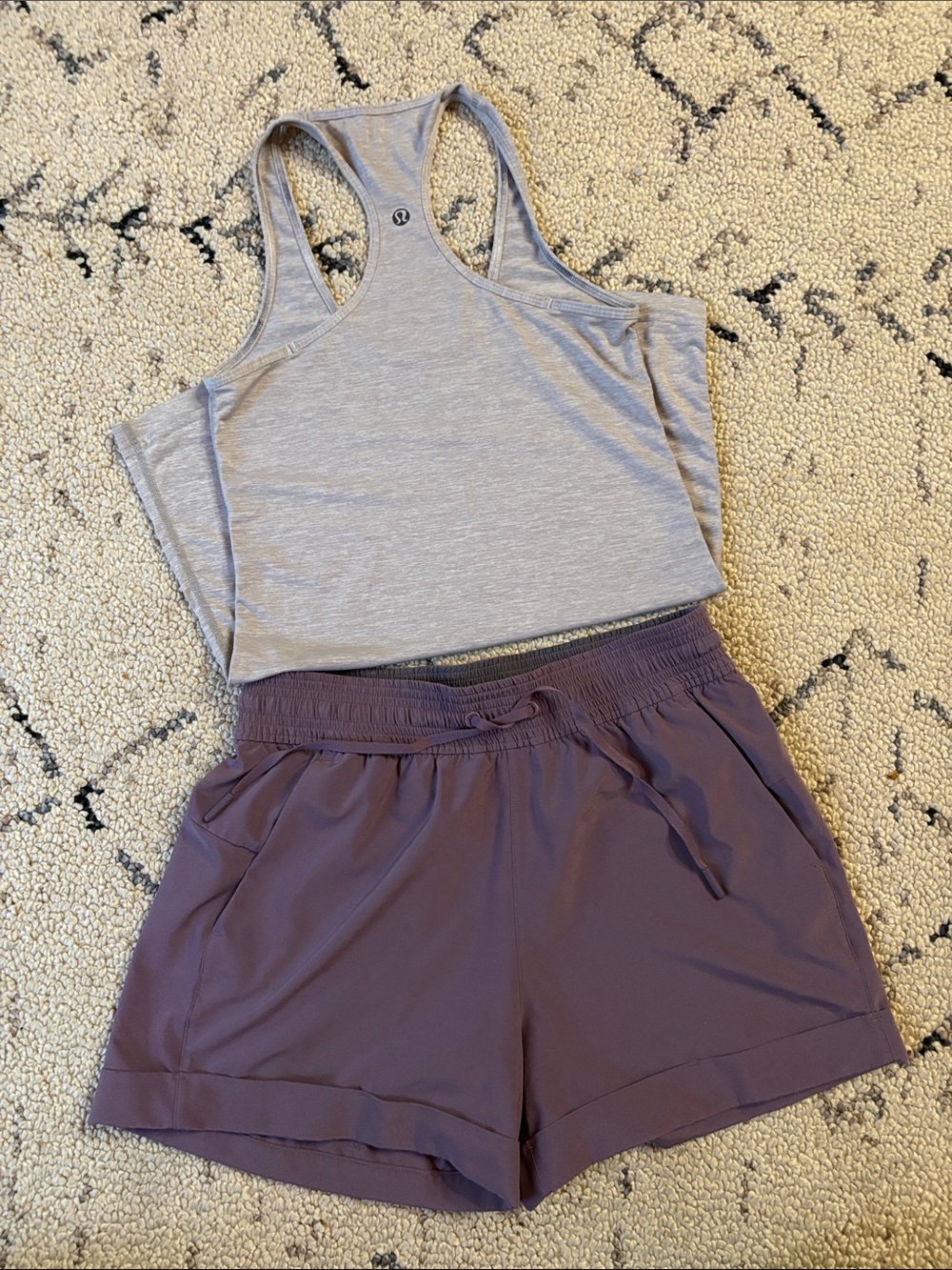 Lululemon set sz 4 EUC